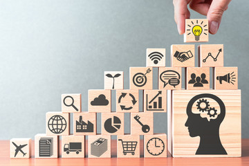 2009年的河西上海道小学和南开中营小学是如何划片的？