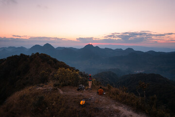 张廷玉的官职相当于现在的什么啊