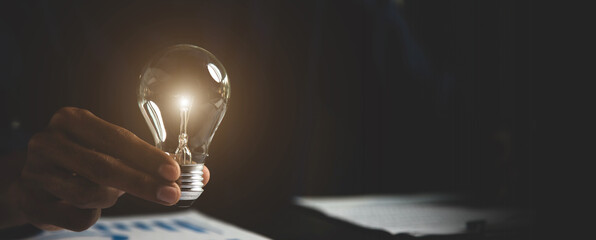 窗帘轨道多少钱一米