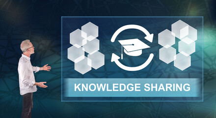 张廷玉的官职相当于现在的什么啊